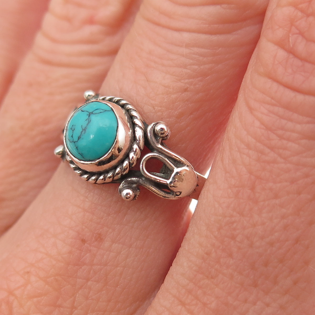 925 Sterling Silver Vintage Real Turquoise Oxidized Ring Size 7.75