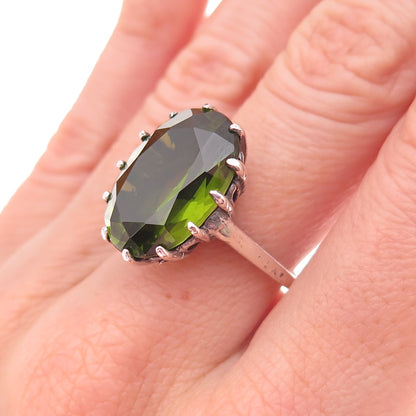 925 Sterling Silver Vintage Real Oval-Cut Peridot Ring Size 7.25