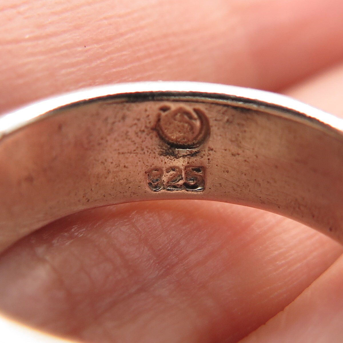 925 Sterling Silver Vintage Friendly Dolphin Adjustable Ring Size 4