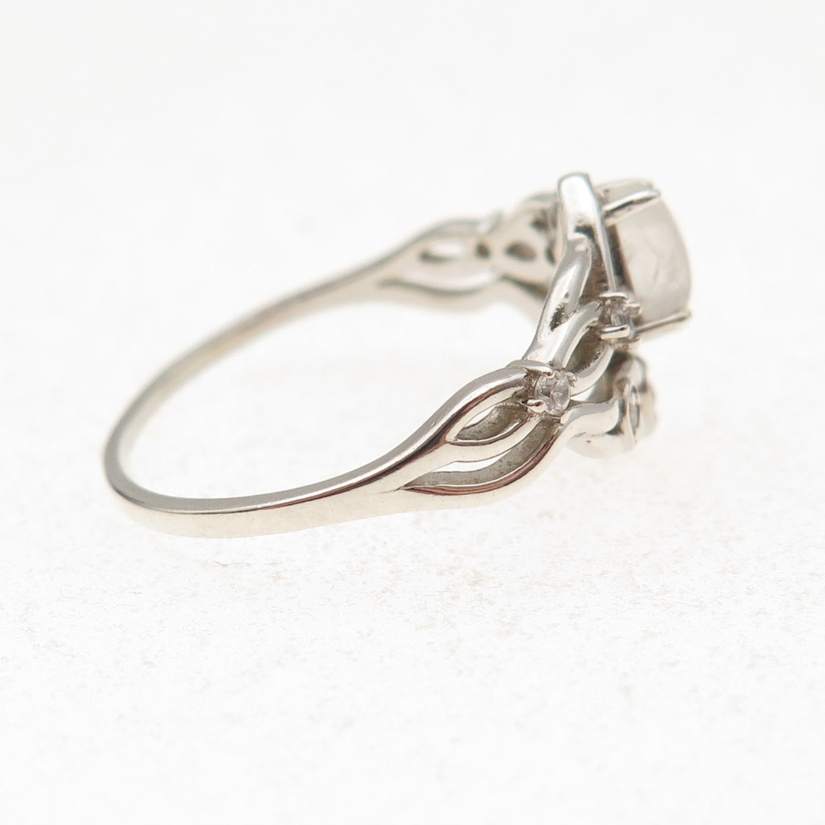 925 Sterling Silver Vintage Real Moonstone & C Z Oxidized Ring Size 9.25