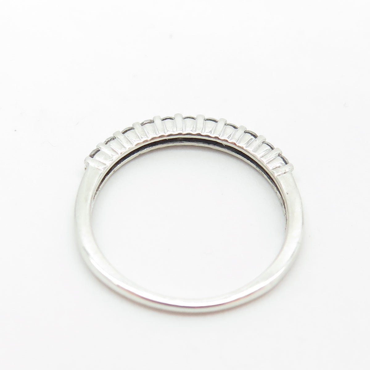 925 Sterling Silver Round-Cut Shaped C Z Ring Size 8