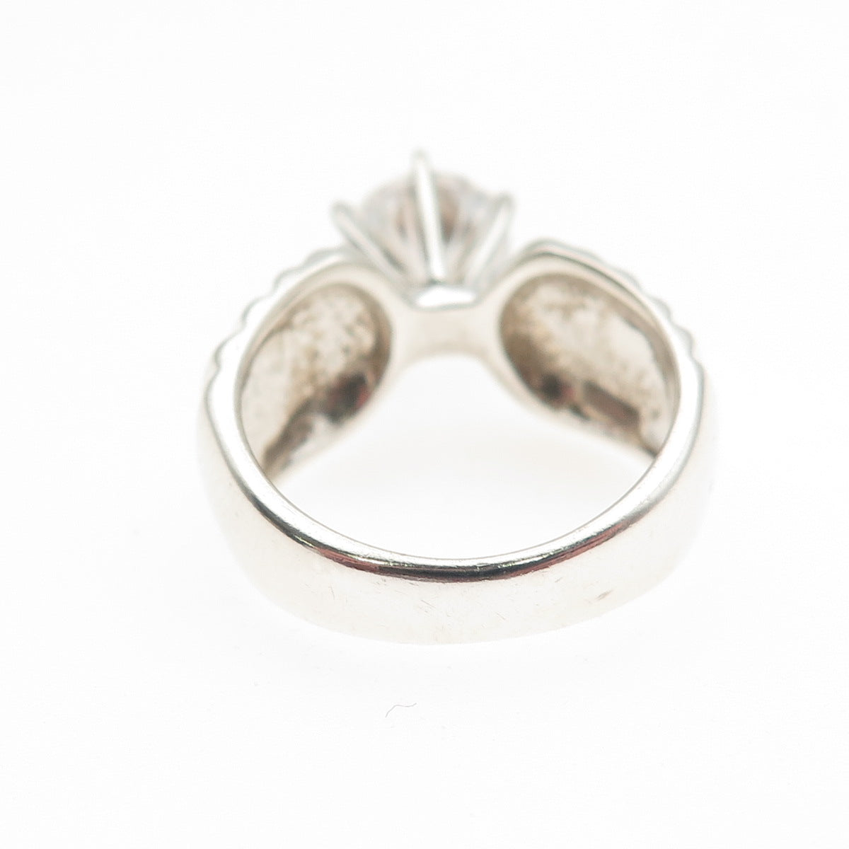 925 Sterling Silver Round-Cut C Z Modernist Ribbed Ring Size 6