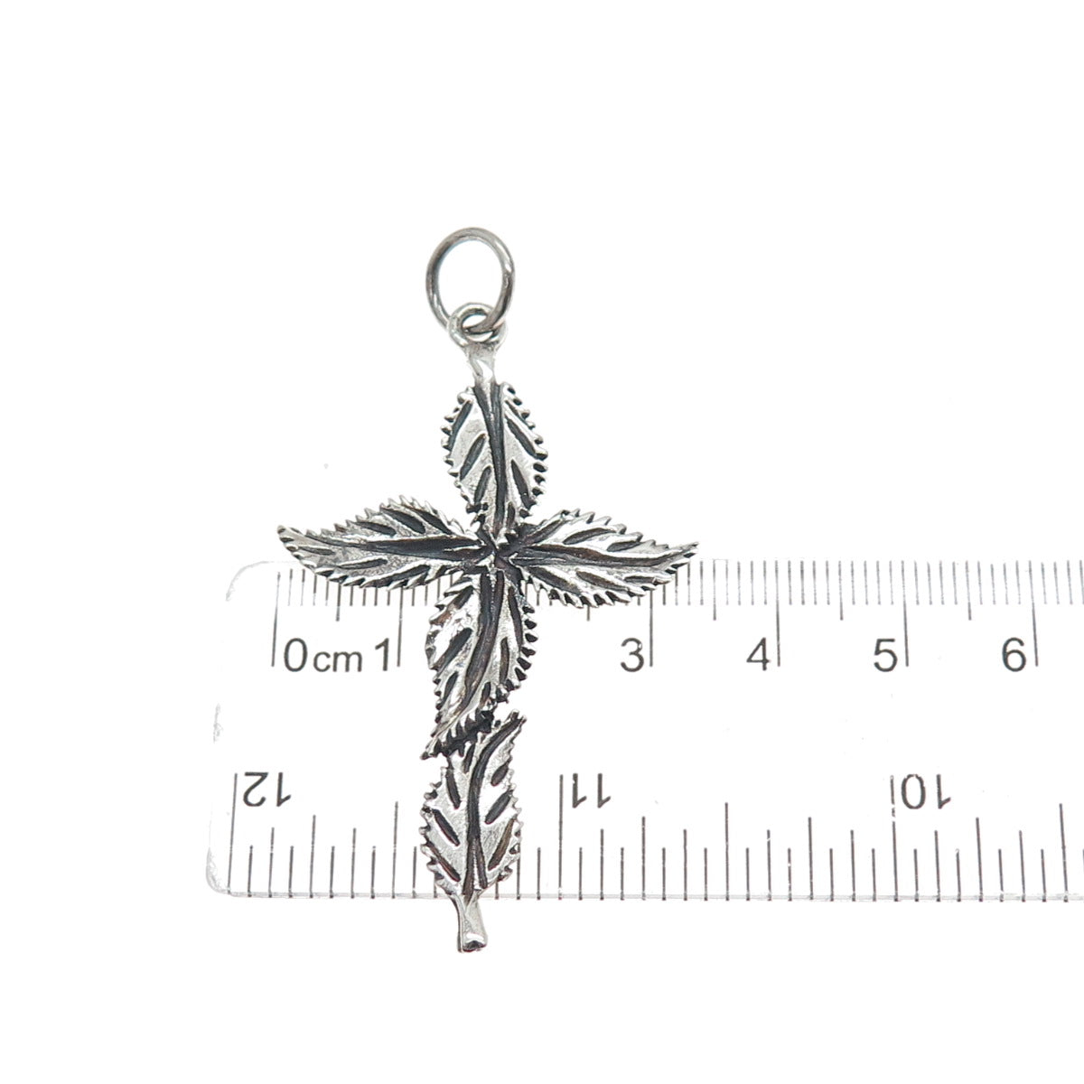 925 Sterling Silver Vintage Floral Leaf Cross Oxidized Pendant