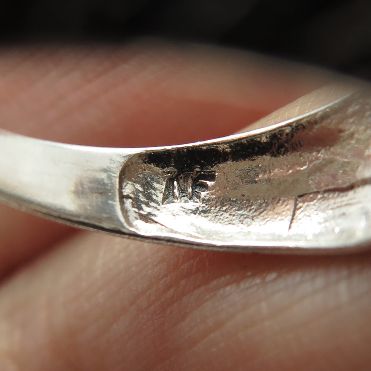 CHAPAL ZENRAY 925 Sterling Silver Vintage Animal Pattern Oxidized Ring Size 7.75