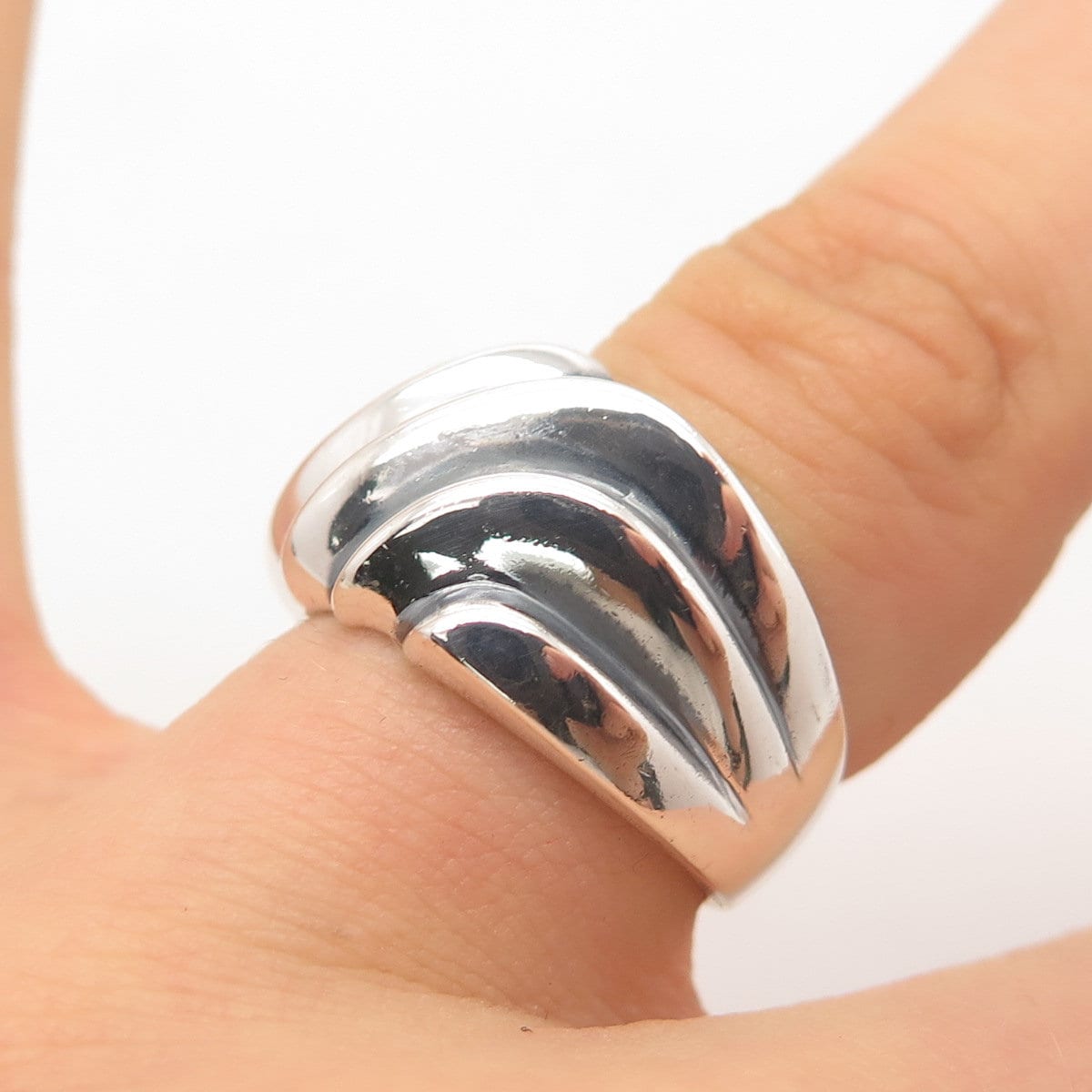 925 Sterling Silver Vintage Chapal-Zenray Inc. Ribbed Ring Size 6