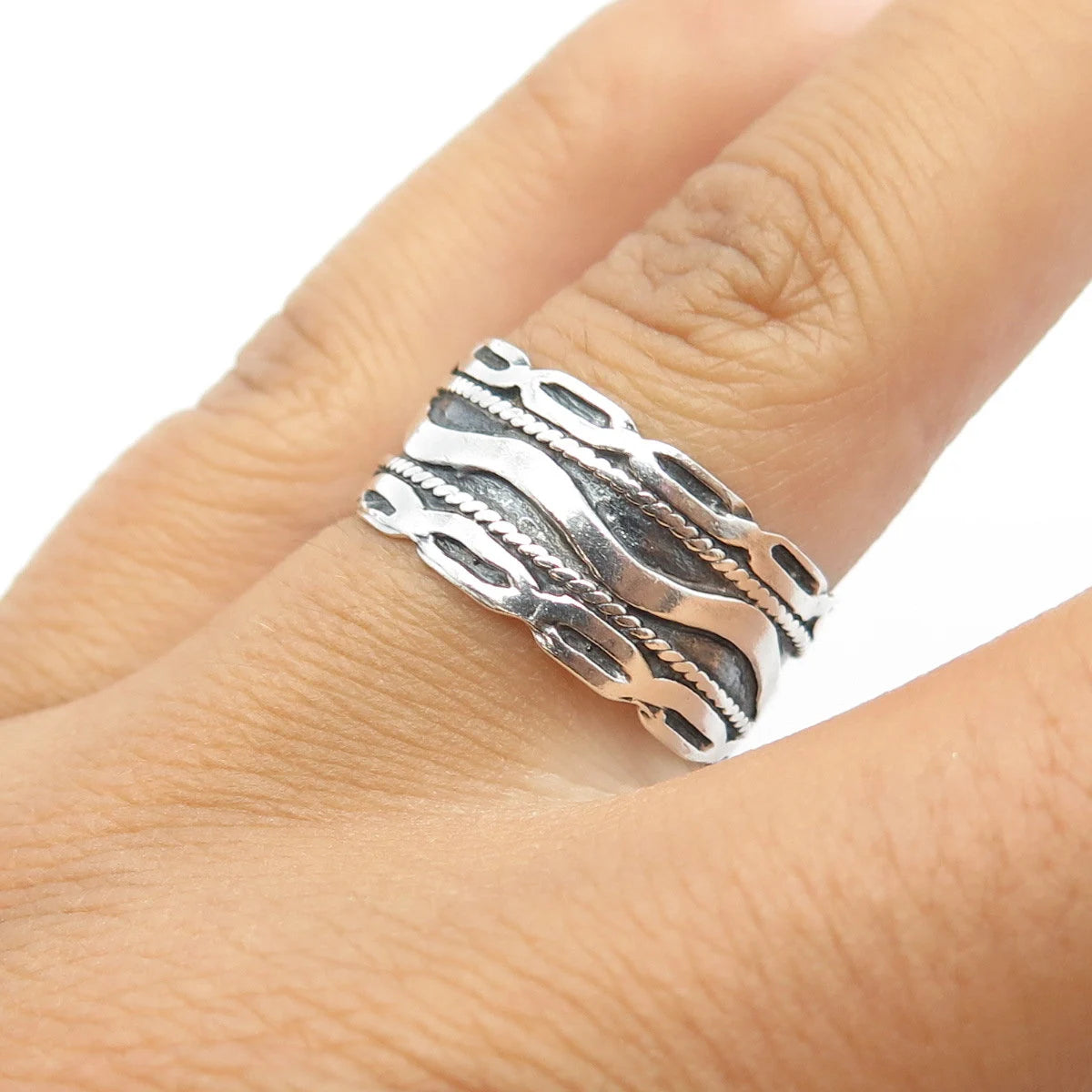 925 Sterling Silver Vintage MC Wavy Wide Band Ring Size 8