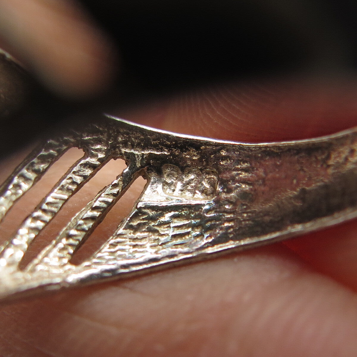 925 Sterling Silver Vintage Diamond-Cut Ribbed Dome Ring Size 6.75