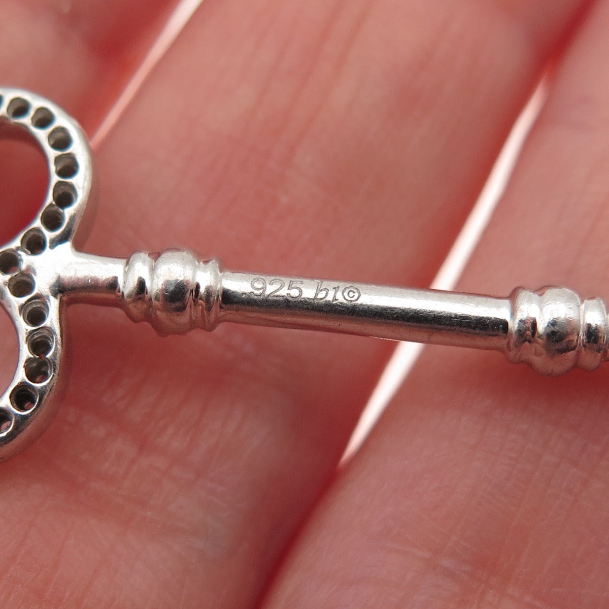 925 Sterling Silver Real Round-Cut Diamond Clubs Key Charm Pendant