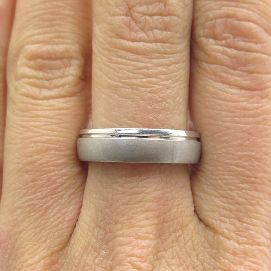 925 Sterling Silver Modernist Band Ring Size 8