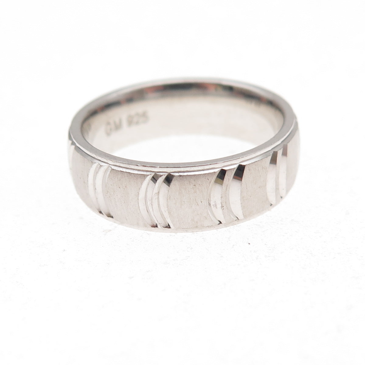 925 Sterling Silver Ribbed Band Ring Size 6.25