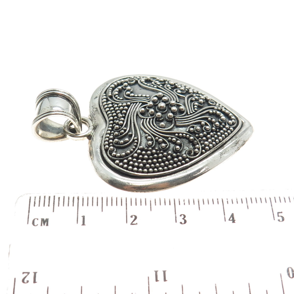 SUARTI BALI 925 Sterling Silver Vintage Granulated Heart Pendant