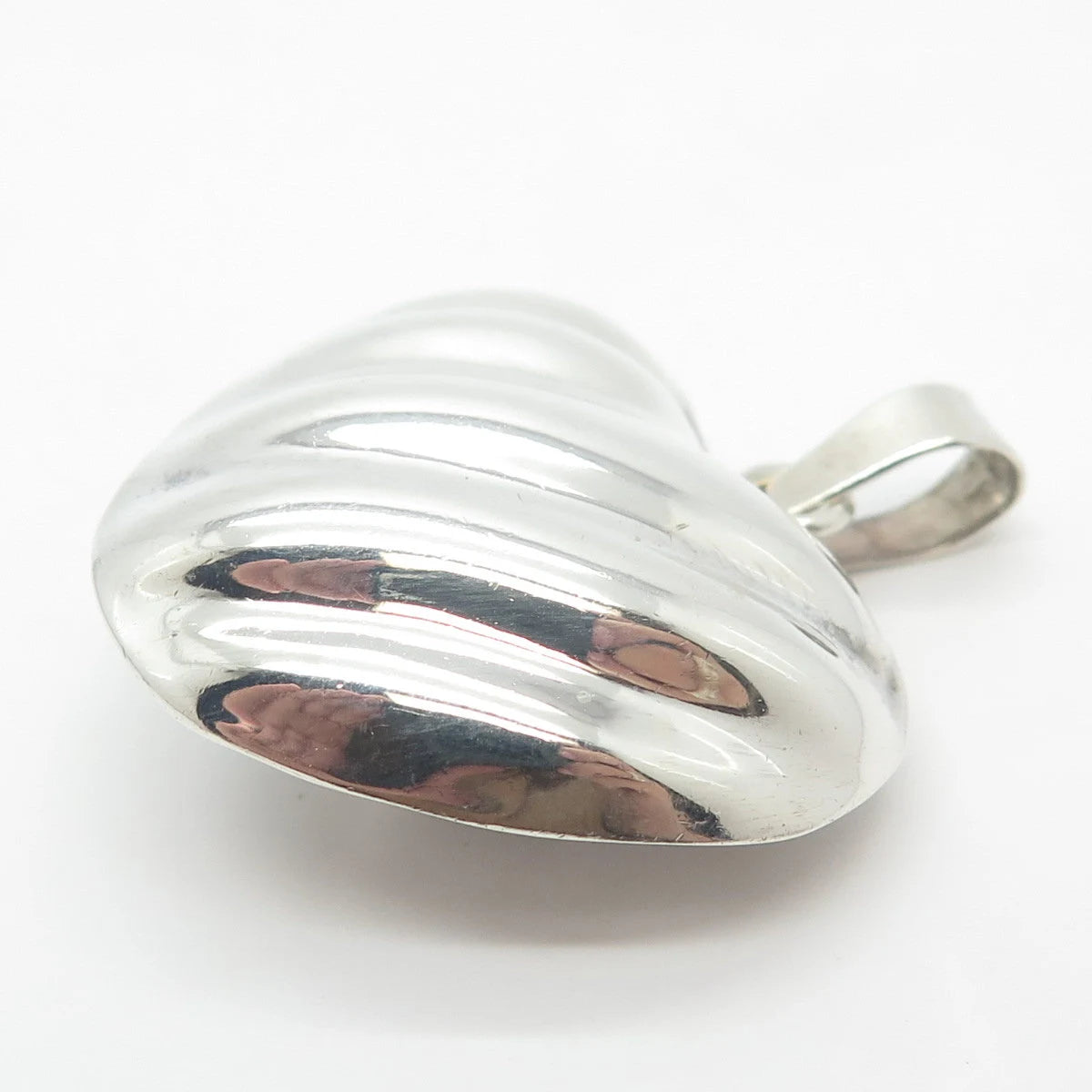 925 Sterling Silver Vintage Mexico Ribbed Hollow Heart Pendant