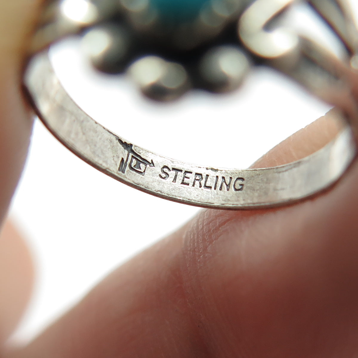 BELL TRADING POST Old Pawn Sterling Silver Southwestern Turquoise Ring Size 3