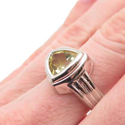 925 Sterling Silver Vintage Real Lime Green Quartz Modernist Ring Size 6.25