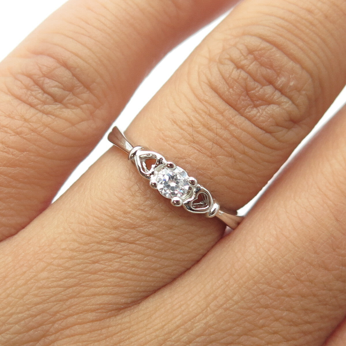 925 Sterling Silver Round-Cut Shaped White C Z Heart Engagement Ring Size 6