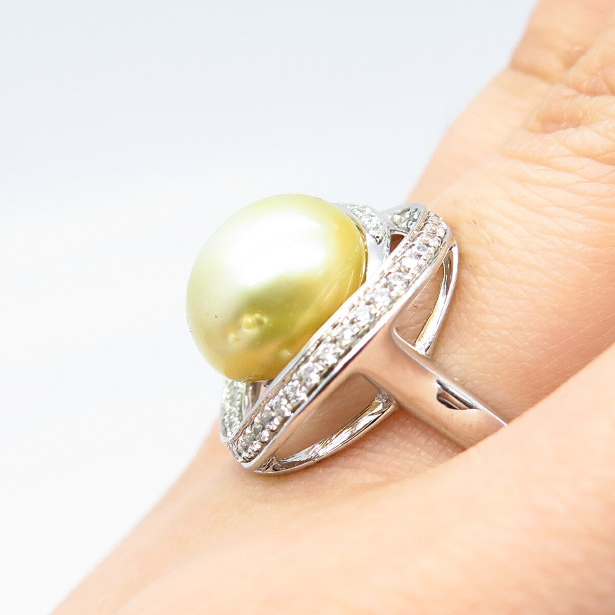 925 Sterling Silver Faux Pearl & Pave C Z Ring Size 6