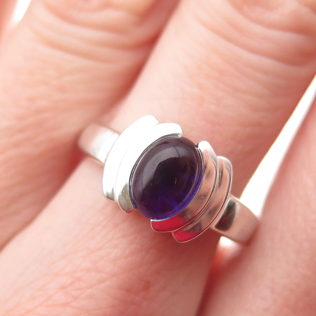 925 Sterling Silver Real Cabochon Amethyst Modernist Ring Size 7