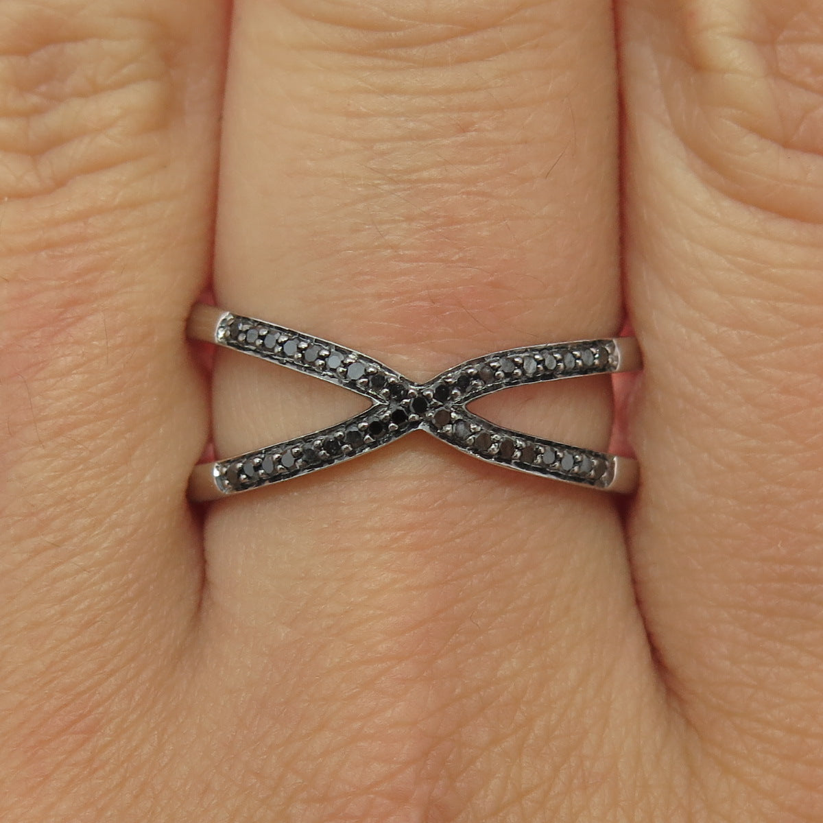 925 Sterling Silver Real Round-Cut Black Diamond Crisscross Ring Size 7.75