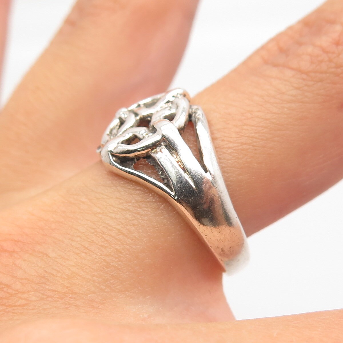 925 Sterling Silver Vintage Celtic Ring Size 6.75