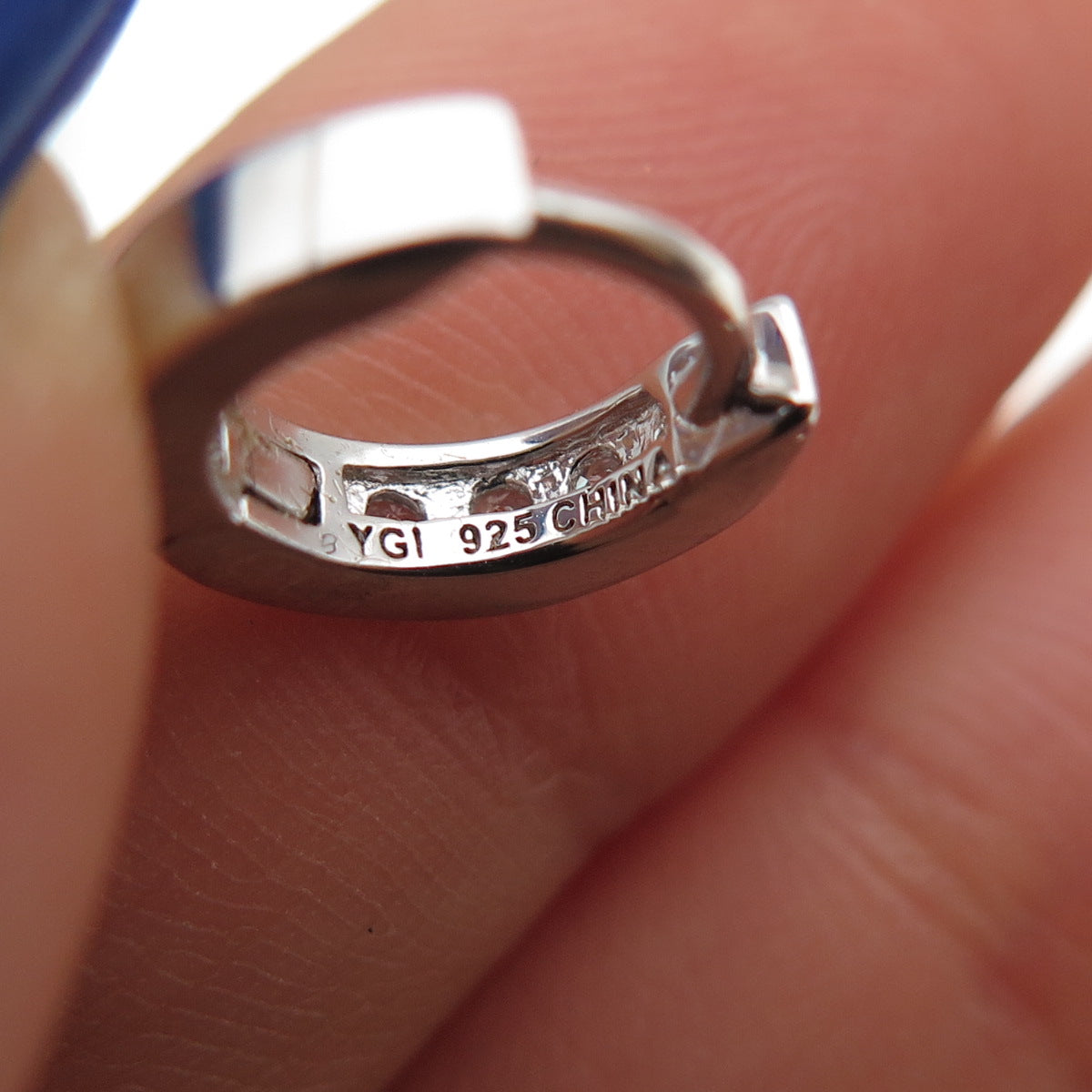 925 Sterling Silver Round-Cut C Z Heart Dangle Hoop Earrings