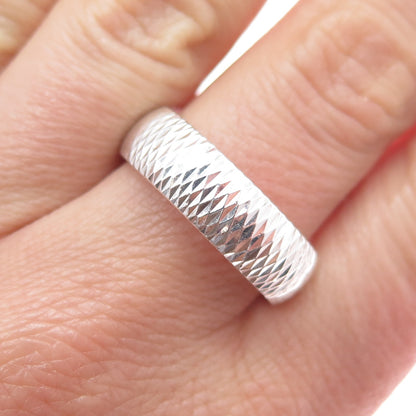 925 Sterling Silver Diamond-Cut Band Ring Size 10