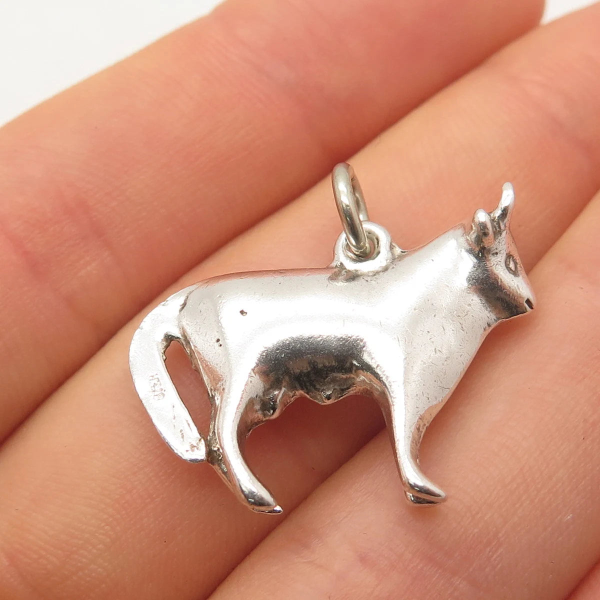 925 Sterling Silver Vintage Bull / Ox 3D Pendant