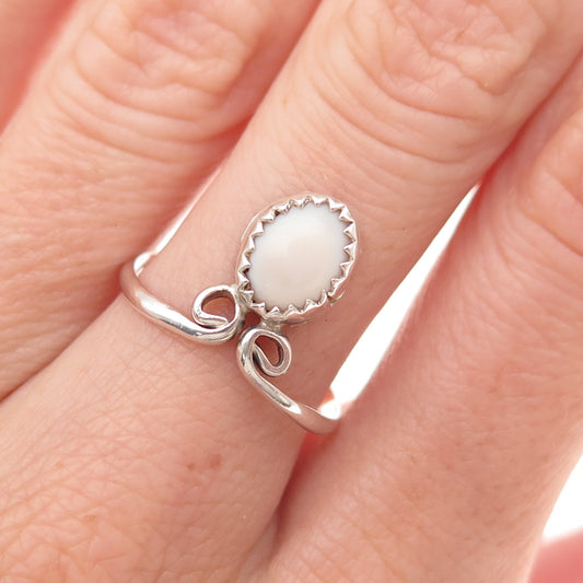 Old Pawn 925 Sterling Silver Vintage Southwestern MOP Tribal Ring Size 7.75