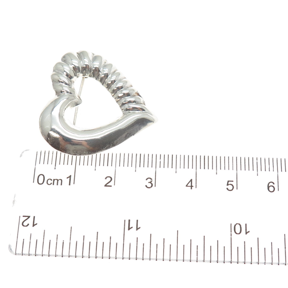 925 Sterling Silver Vintage Modernist Ribbed Heart Pin Brooch