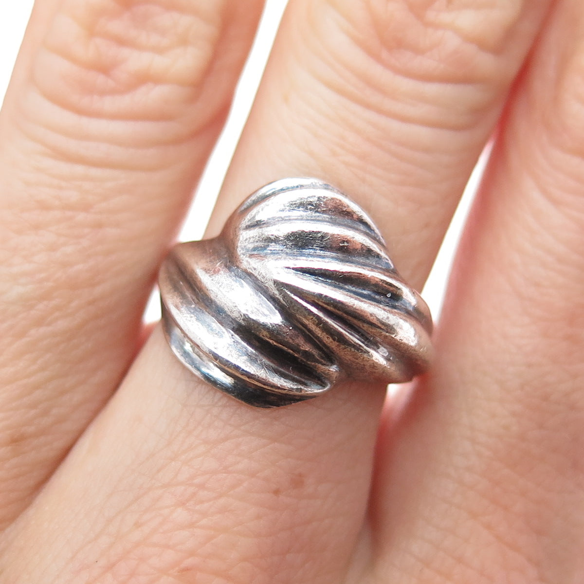 925 Sterling Silver Vintage Modernist Oxidized Ring Size 6.75