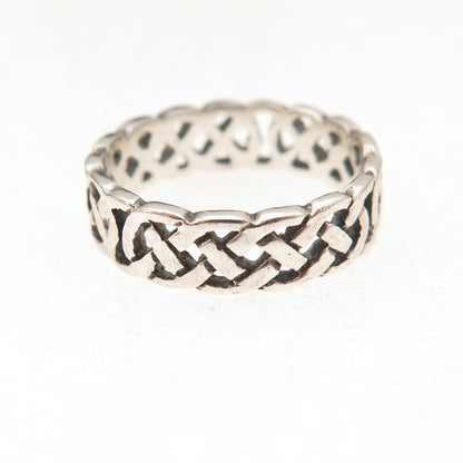 925 Sterling Silver Vintage Celtic Knot Oxidized Band Ring Size 5