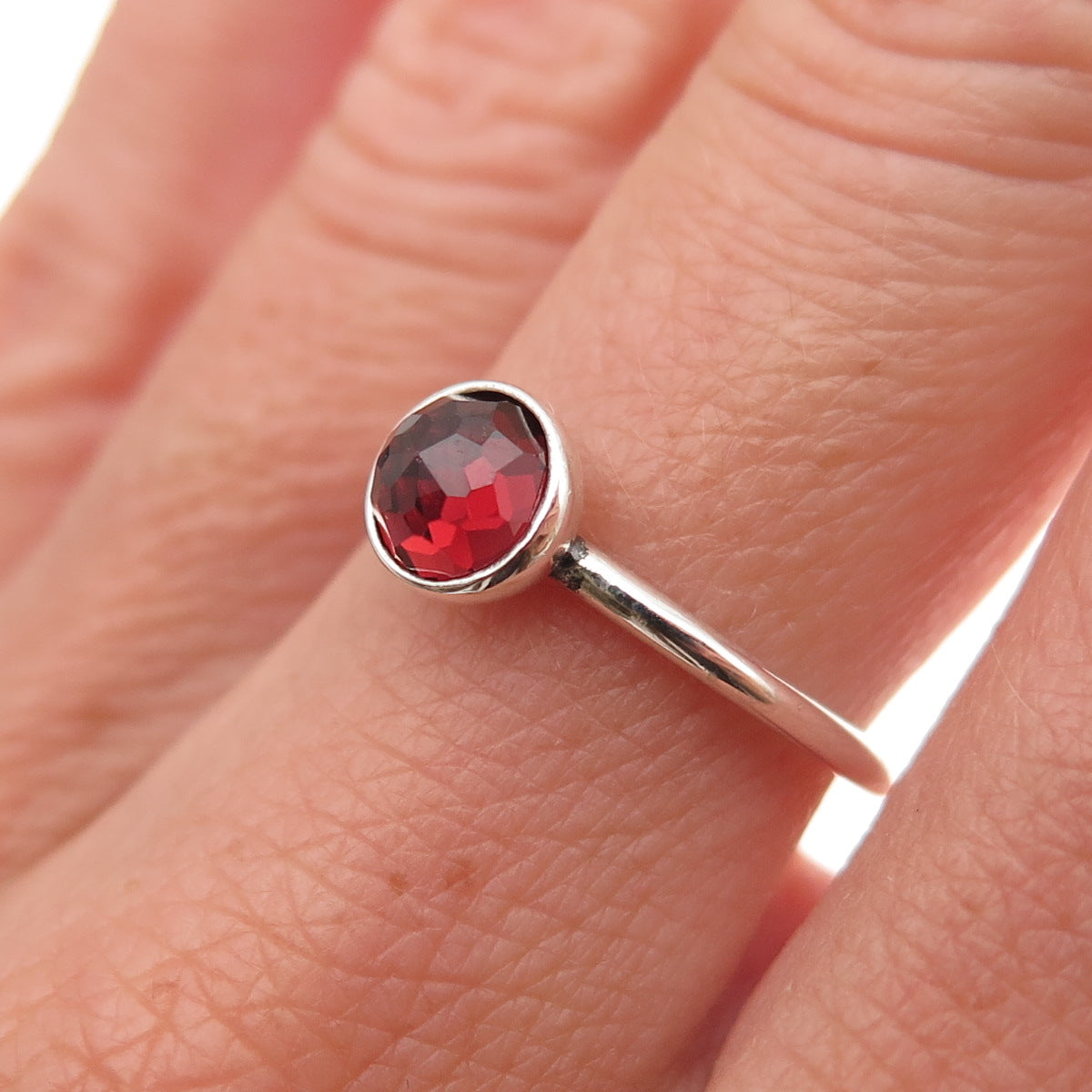 Pandora 925 Sterling Silver Red Crystal January Birthstone Ring Size 6
