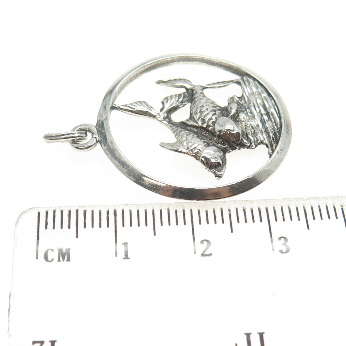 925 Sterling Silver Vintage 1989 Pisces Zodiac Sign Round Pendant