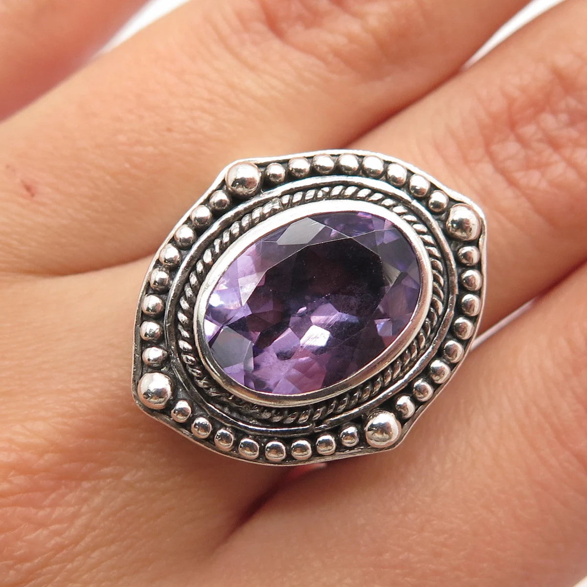 925 Sterling Silver Vintage Real Amethyst Gem Beaded Oval Ring Size 7.25