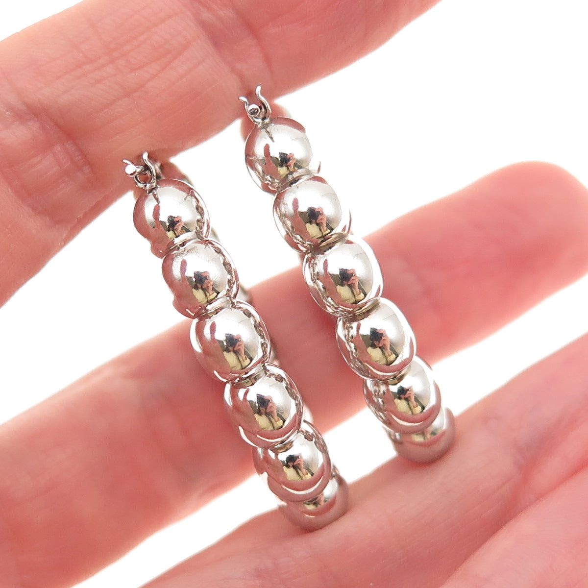 925 Sterling Silver Italy Ball Beaded Oval Hoop Earrings
