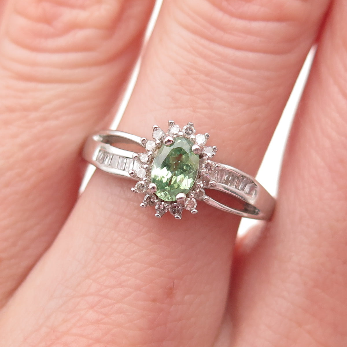 D'Joy 925 Sterling Silver Real Diamond & Green Tourmaline Ring Size 7