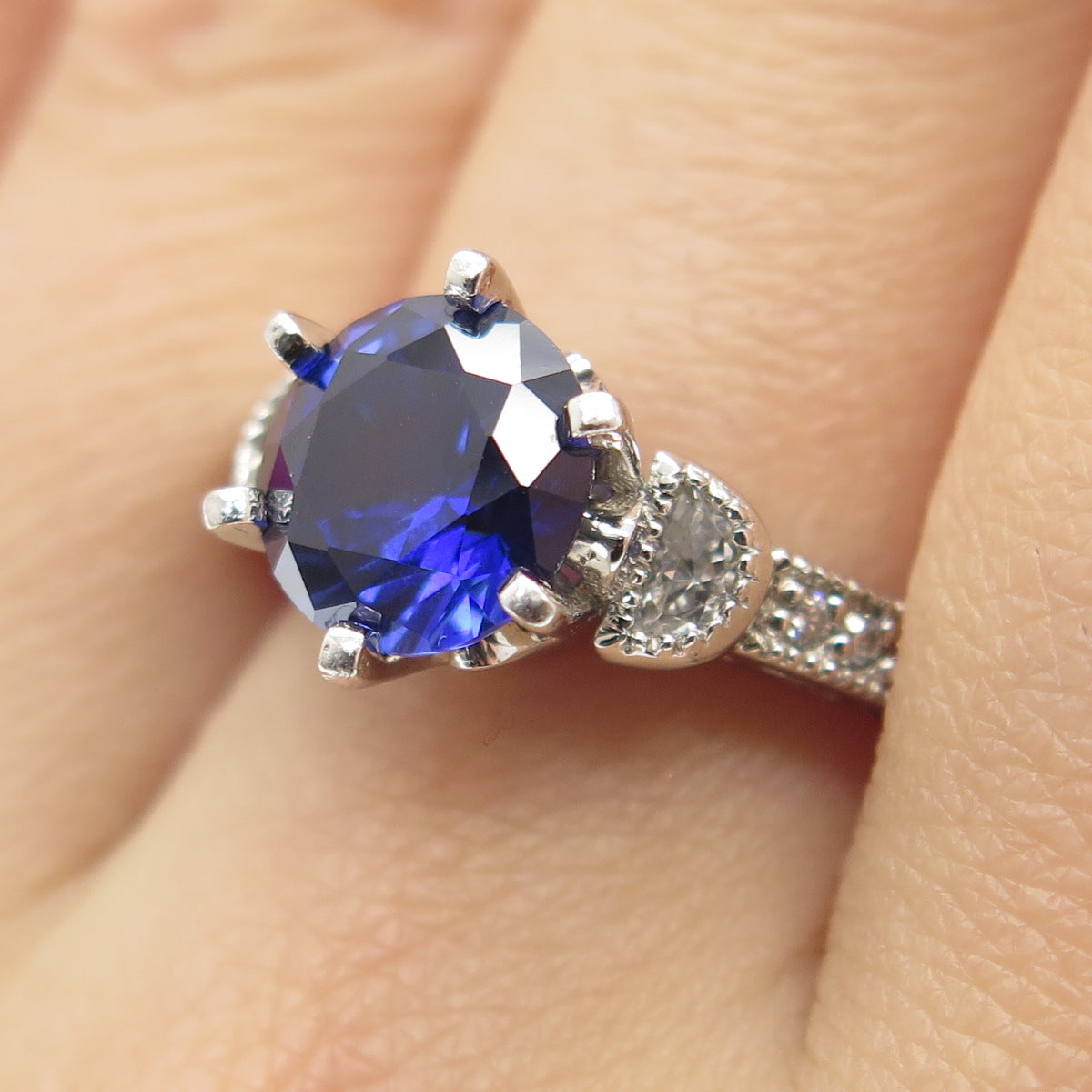 925 Sterling Silver Round-Cut Lab-Created Sapphire & C Z Ring Size 5.25