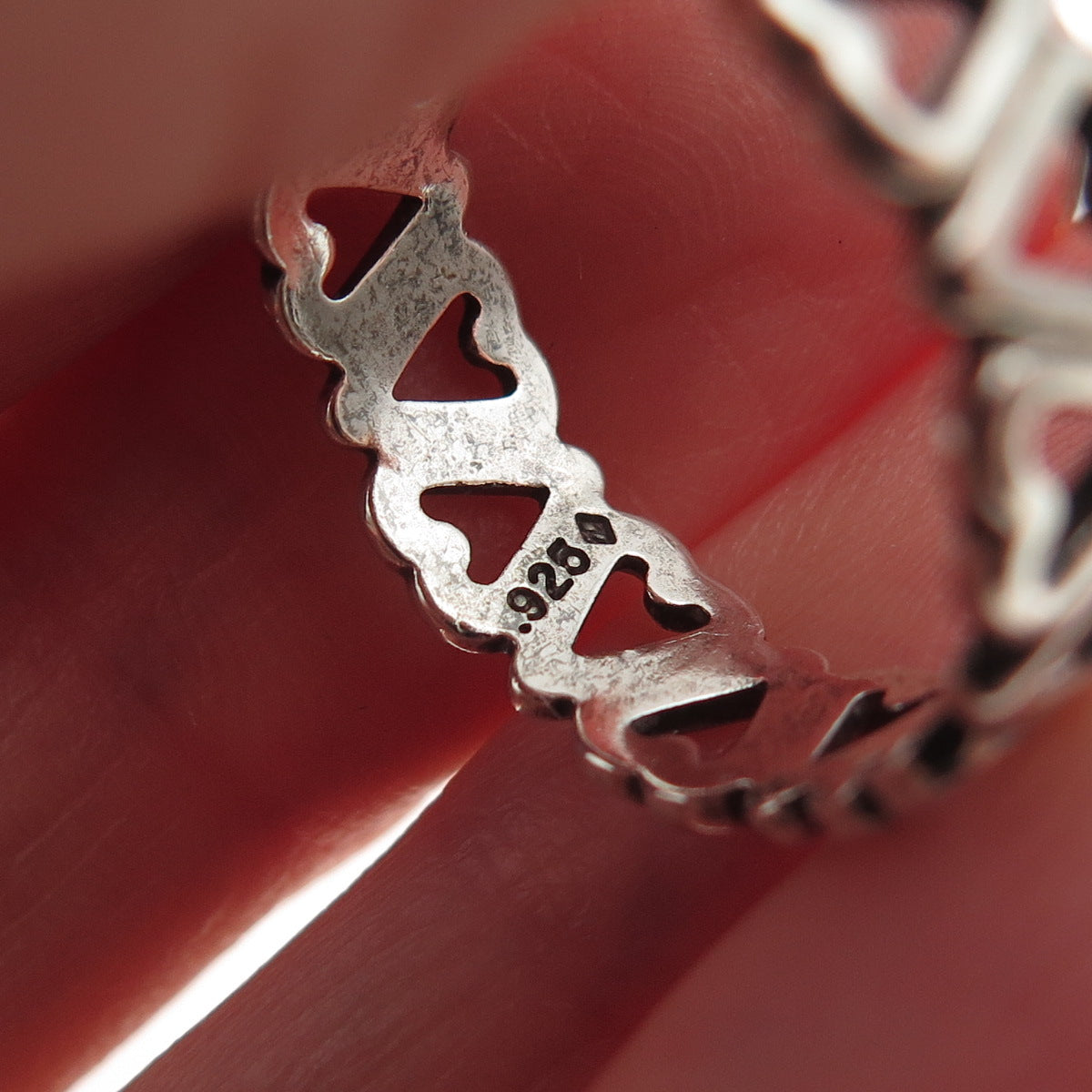 925 Sterling Silver Vintage Heart All Around Oxidized Band Ring Size 8