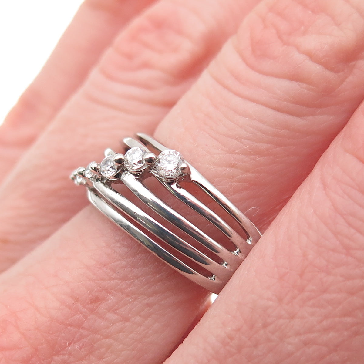 925 Sterling Silver Graduated Round-Cut C Z 5-Row Ring Size 7.25