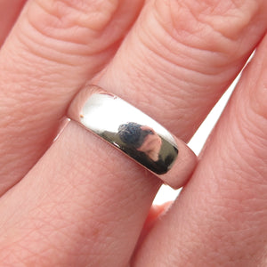 Wheeler Mfg 925 Sterling Silver Vintage Classic Wedding Band Ring Size 8