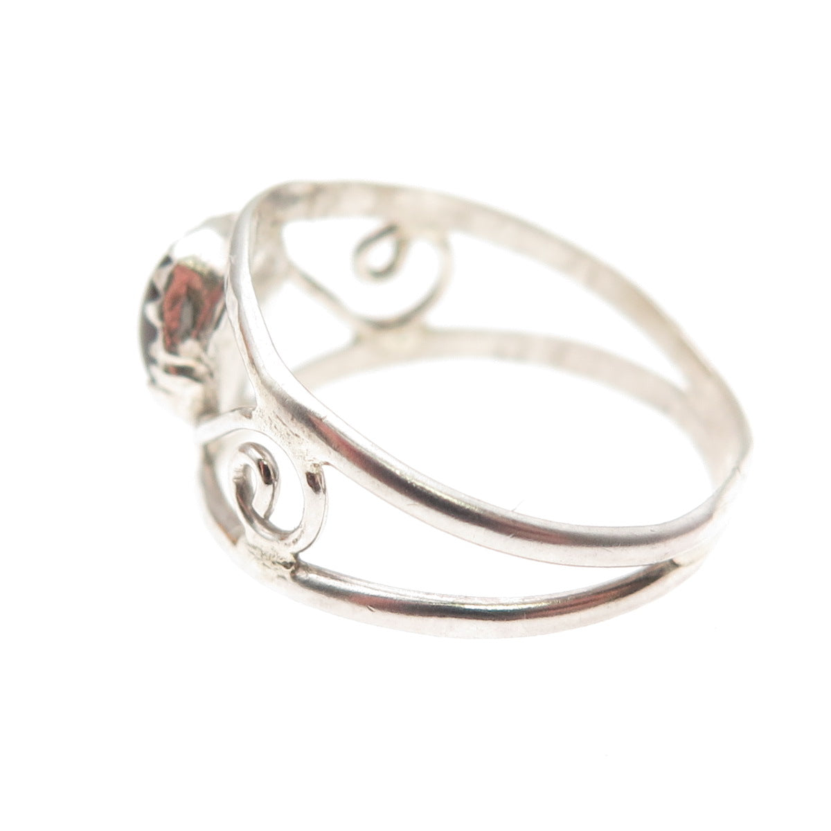 925 Sterling Silver Vintage Real Red Garnet Swirl Ring Size 7.75