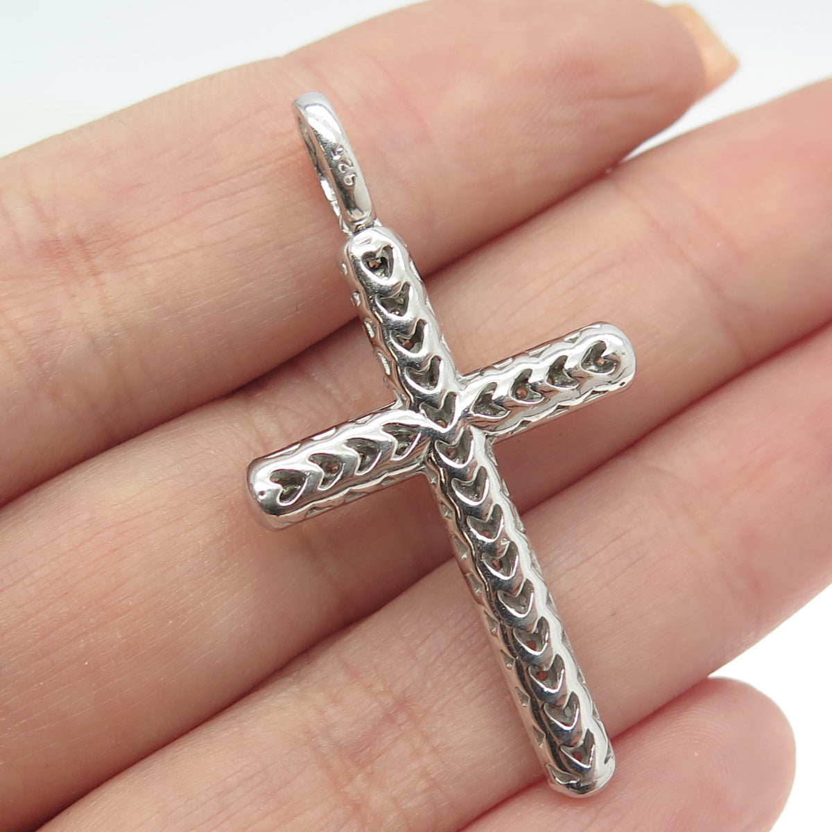 925 Sterling Silver Pave C Z Cross Pendant