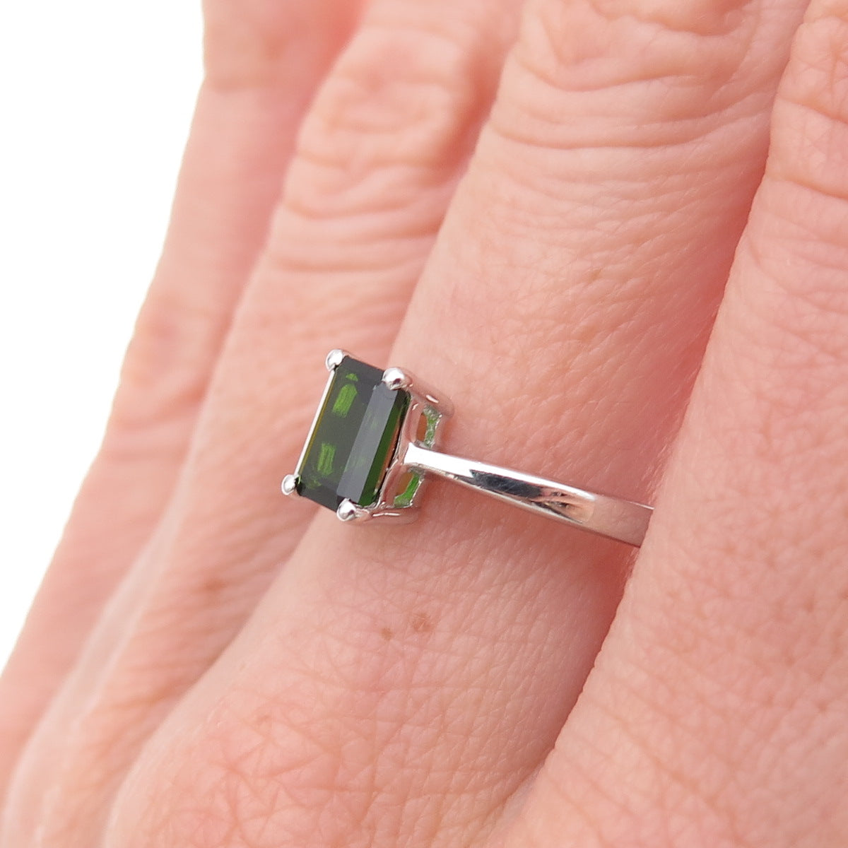 925 Sterling Silver Real Emerald-Cut Chrome Diopside Ring Size 8