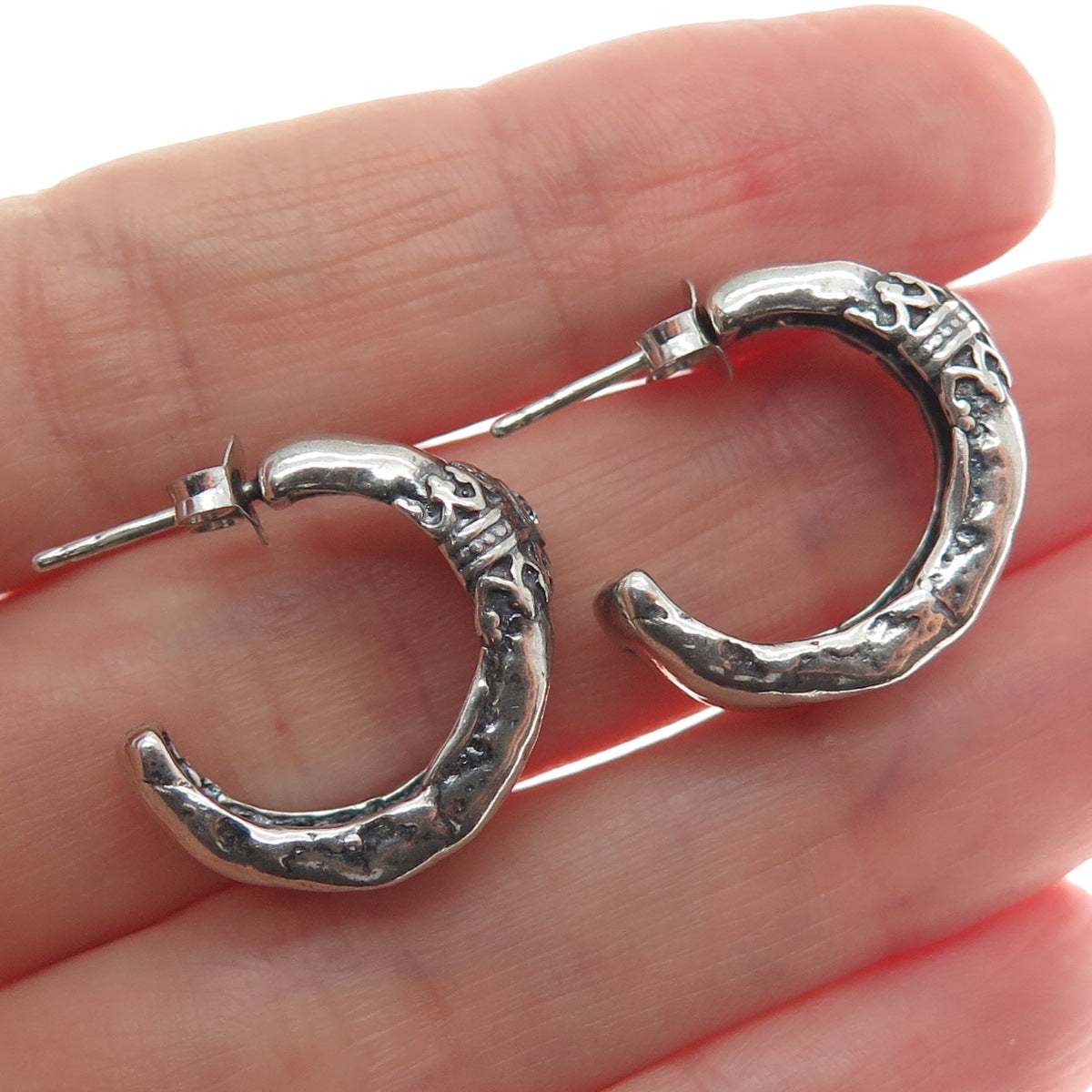 925 Sterling Silver Vintage Israel C Z Modernist Oxidized Hoop Earrings
