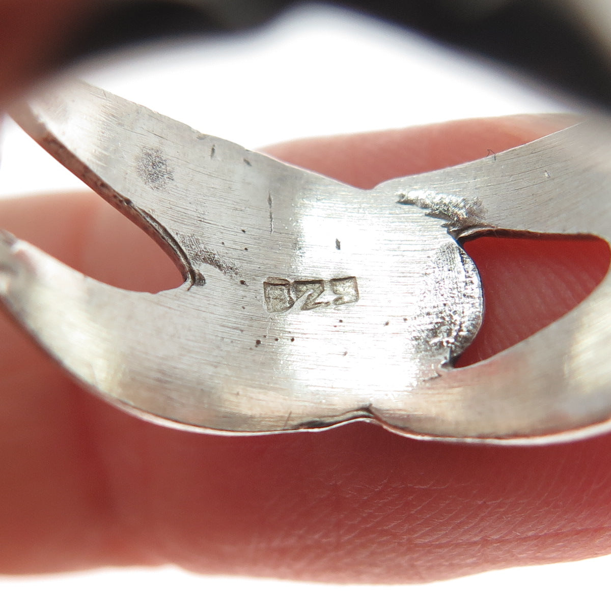 925 Sterling Silver Vintage Modernist Overlap Band Oxidized Ring Size 8.75