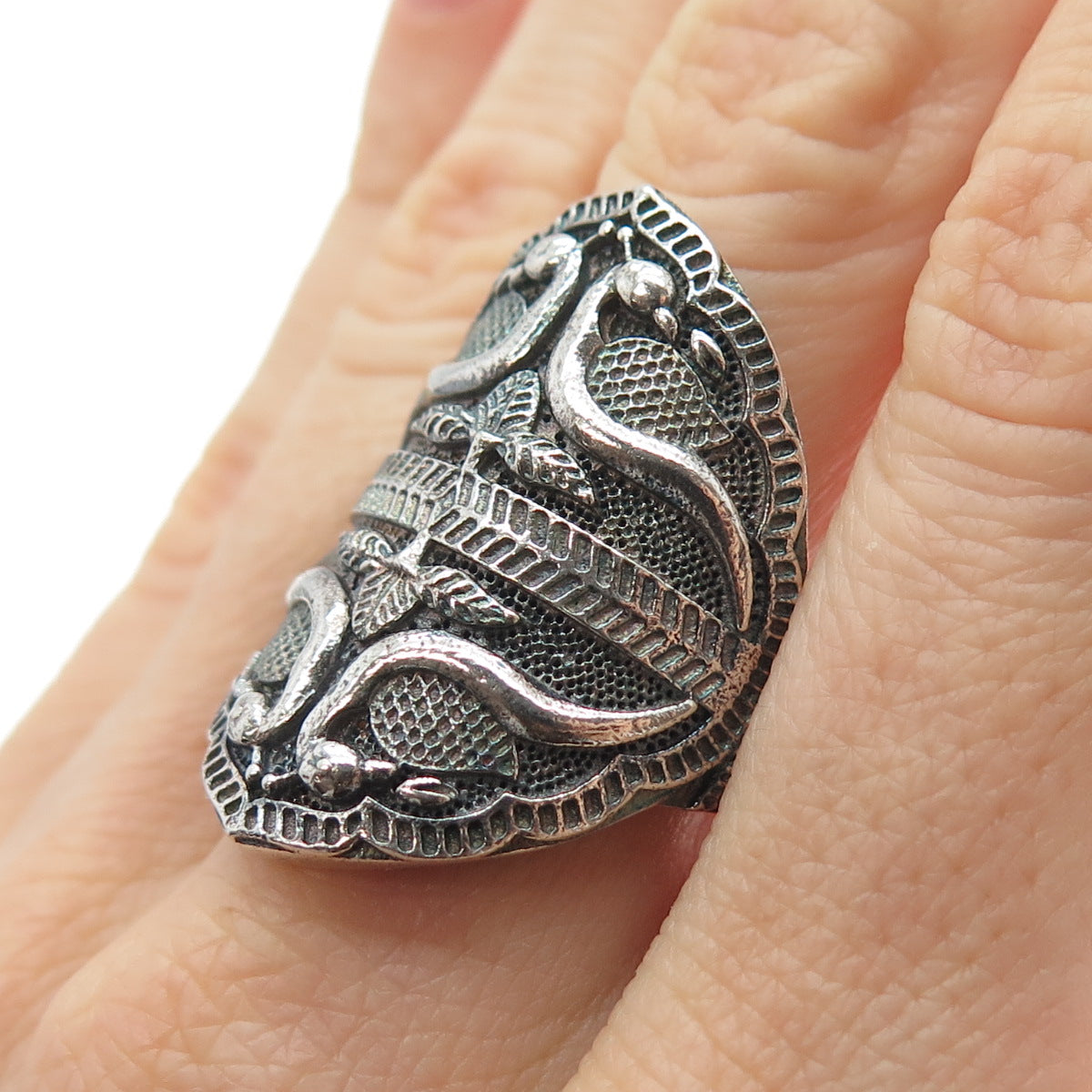 925 Sterling Silver Vintage TJC Bird of Paradise Oxidized Ring Size 9.5