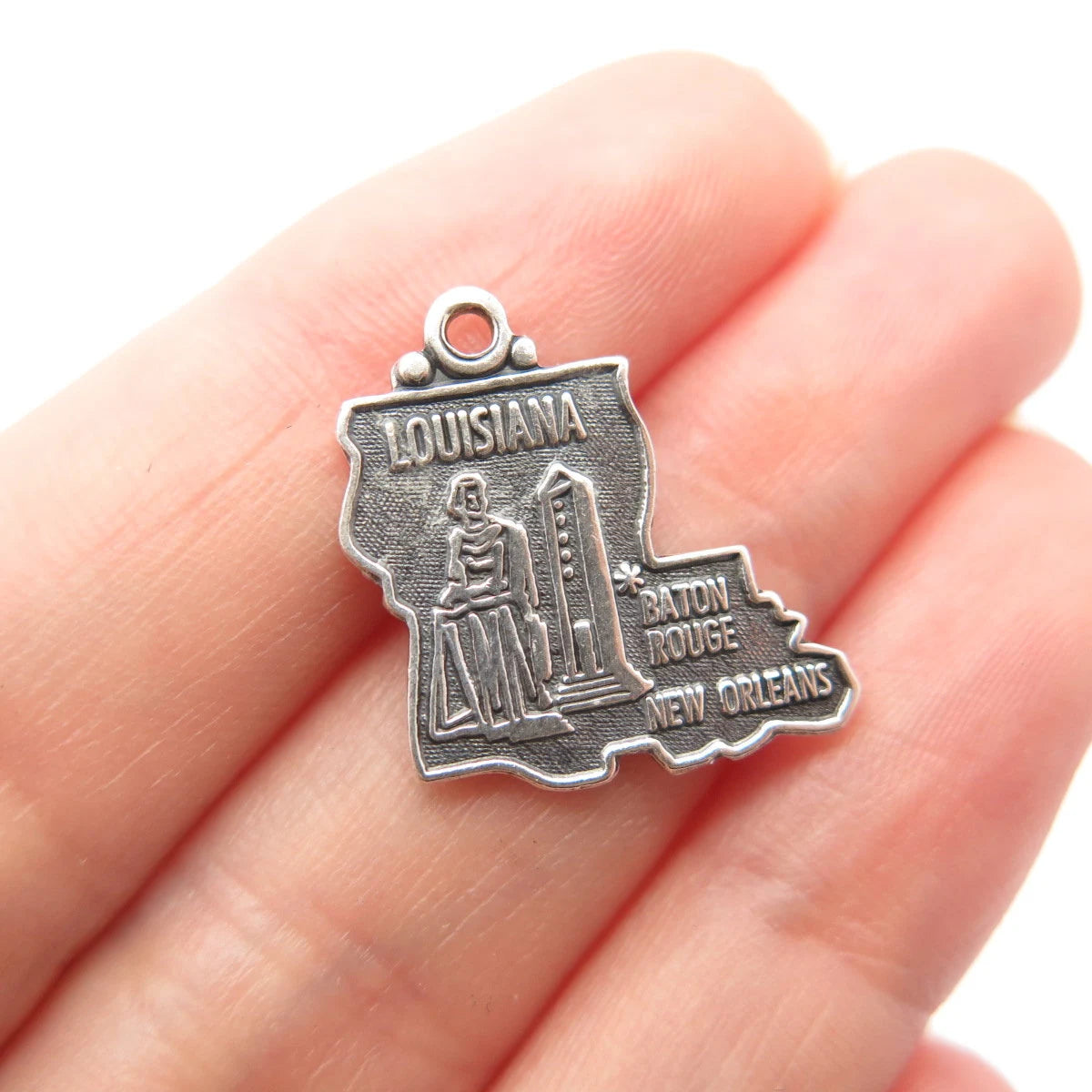 925 Sterling Silver Vintage Maisels Indian Trading Post "Louisiana" Map Pendant
