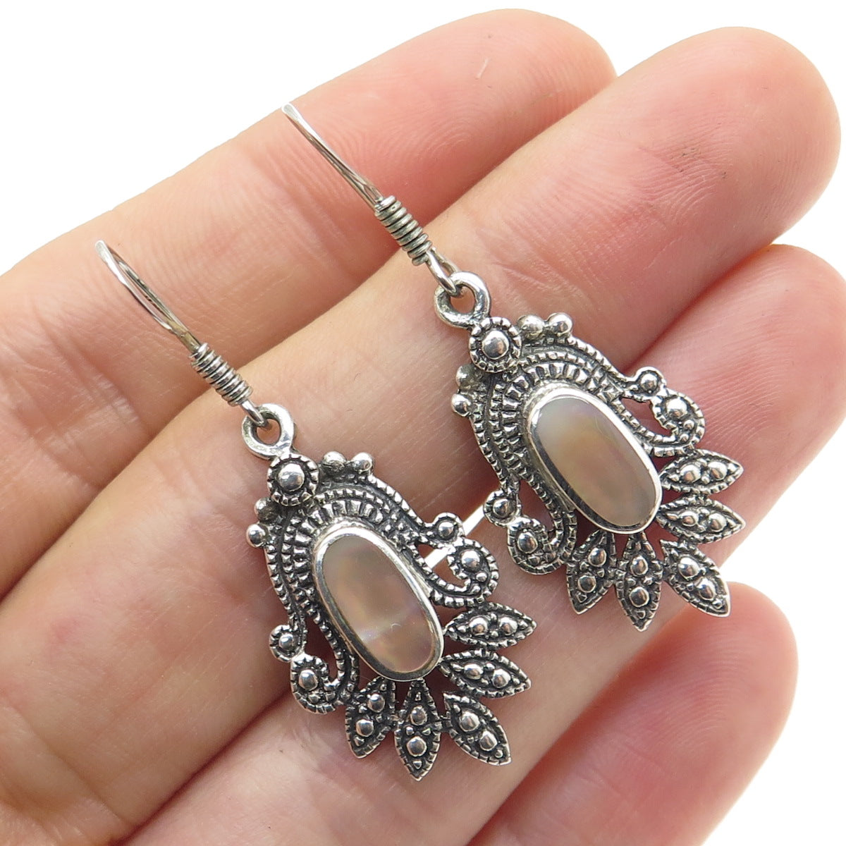 CHAPAL ZENRAY Sterling Silver Vintage Real MOP Floral Oxidized Dangle Earrings