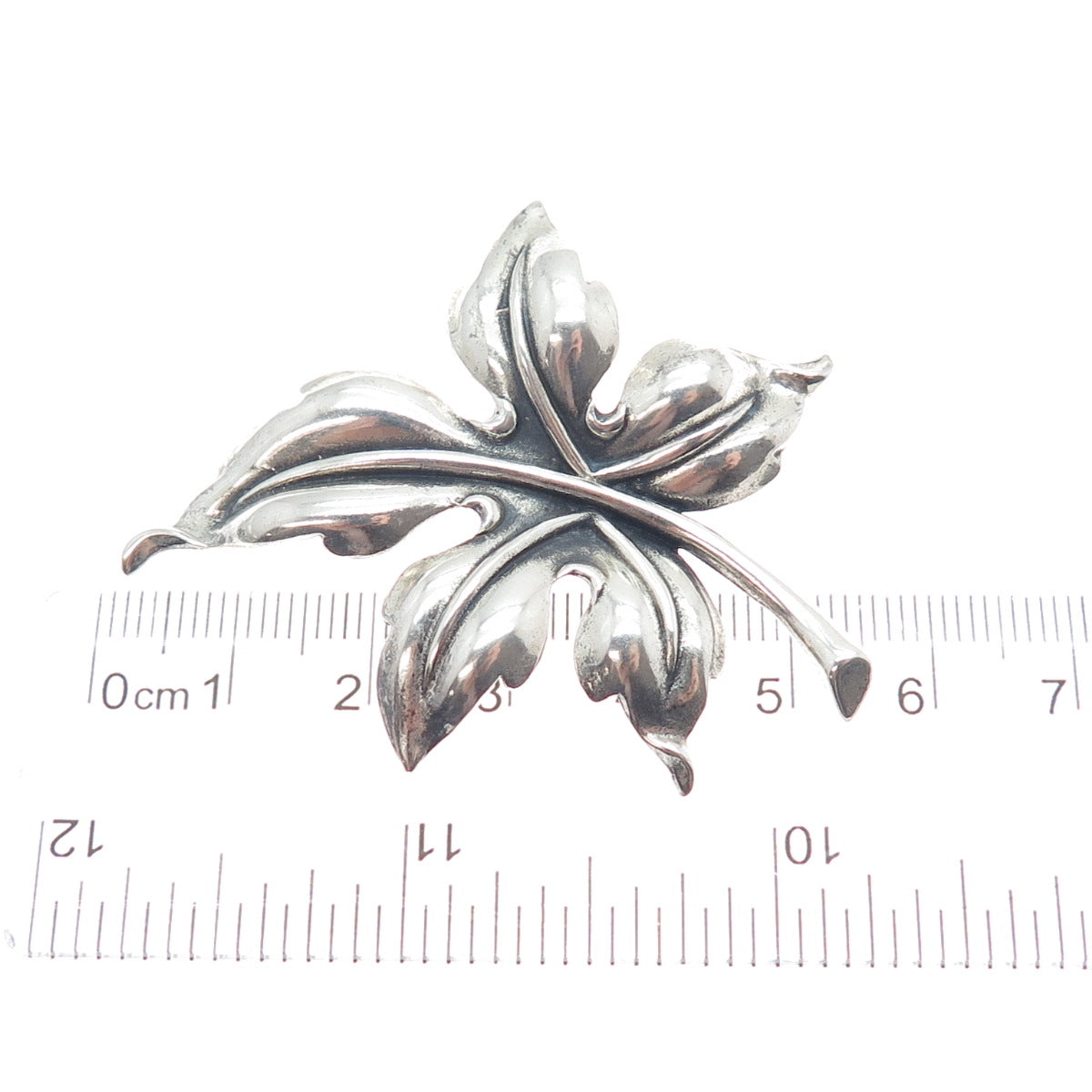 DANECRAFT 925 Sterling Silver Antique Art Deco Maple Leaf Oxidized Pin Brooch