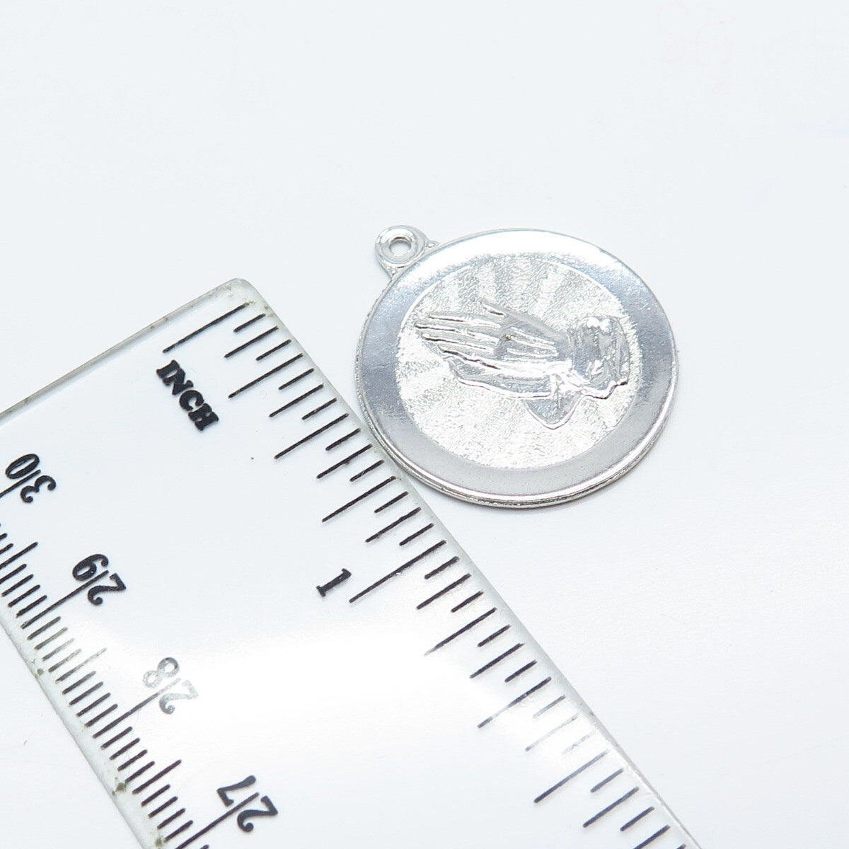 925 Sterling Silver Vintage Hands In Prayer Pendant