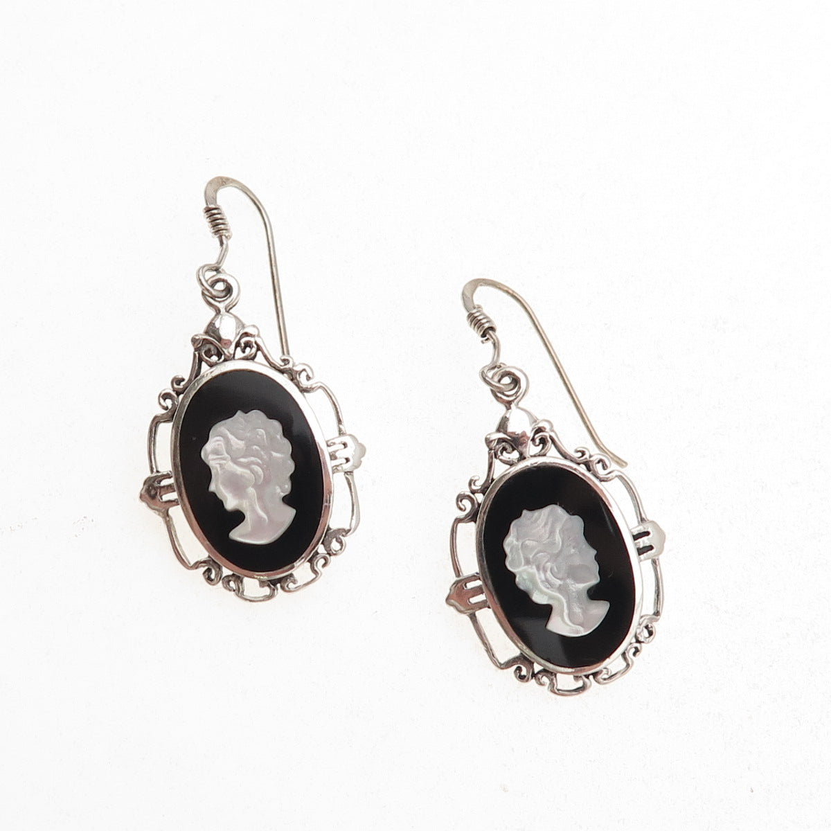 Ken Crafts 925 Sterling Vintage Real MOP & Black Onyx Lady Cameo Dangle Earrings